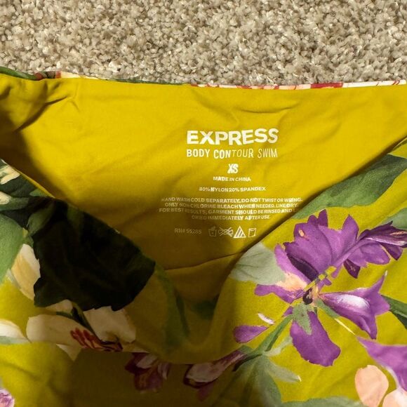 NWT Express Body Contour High Rise Swim Bottoms | XSmall | Green Floral - Picture 4 of 5